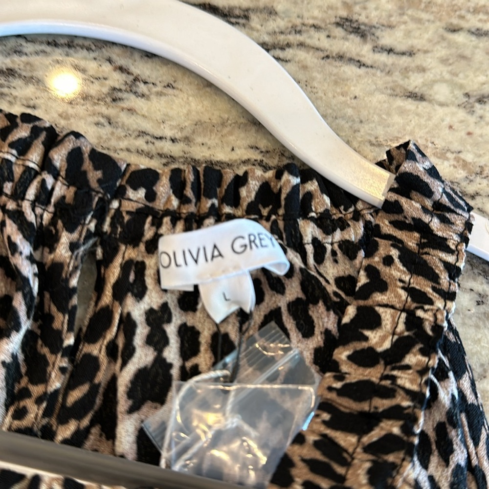 Fun animal print cami -New with Tags! Great quality from Daily Look! - Picture 2 of 3
